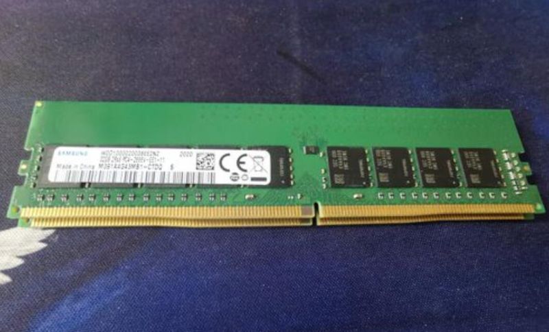 三星M391A4G43MB1-CTD  32GB DDR4 內(nèi)存條